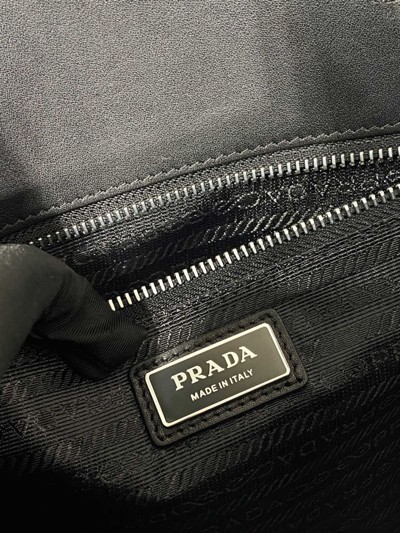 Pra*a tote bags